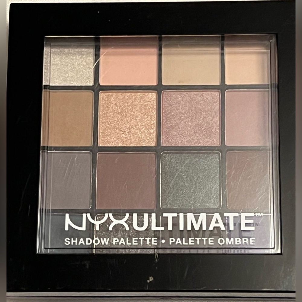 NYX Ultimate Cool Neutrals Palette